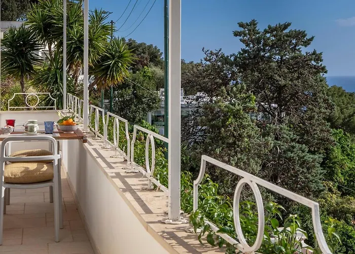 Appartamento Roberhouse Tragara 37 Capri